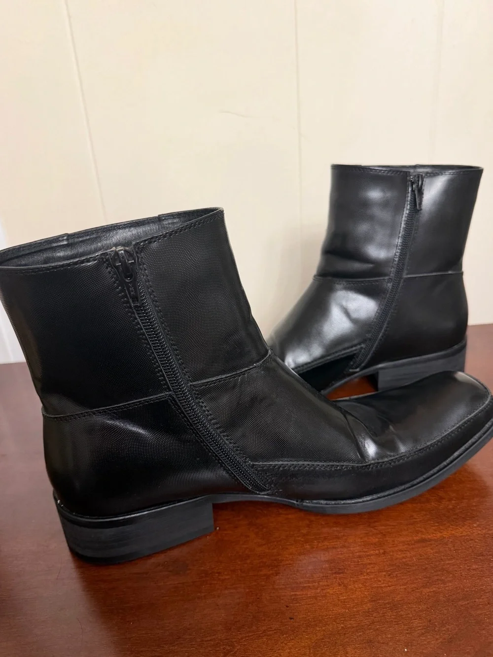 ECCO McCollins Men Black Leather Skull dragon  Boots Y2K